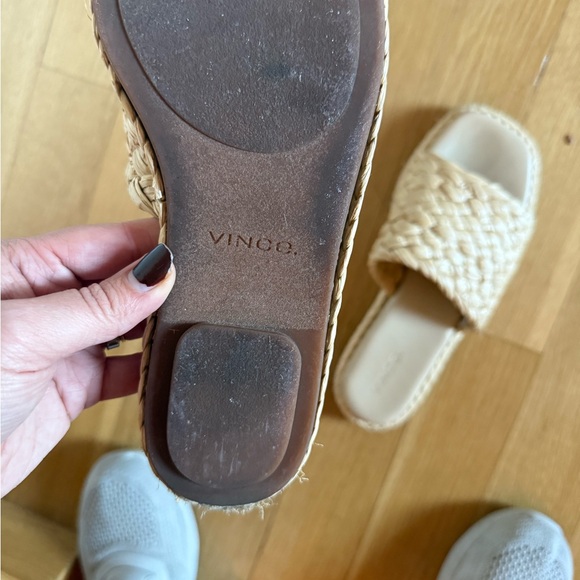 Vince Rumi Raffia Slides - Picture 5 of 5